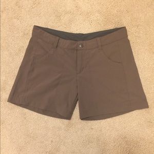 Patagonia Casual Shorts - Size small